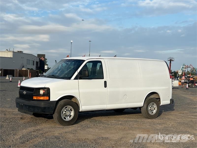 Chevrolet Express 3500 Dostavna vozila / kombiji