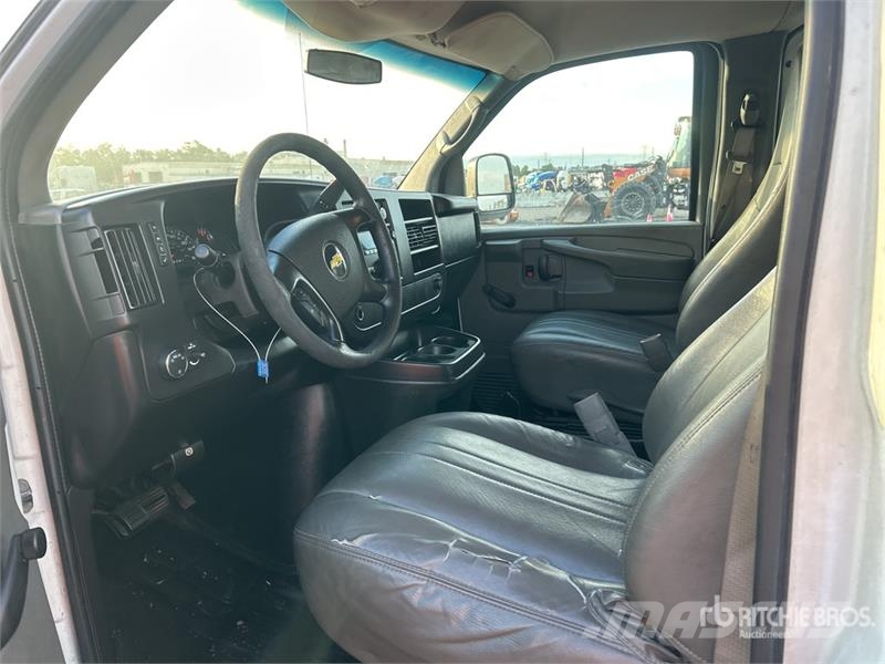 Chevrolet Express 3500 Dostavna vozila / kombiji