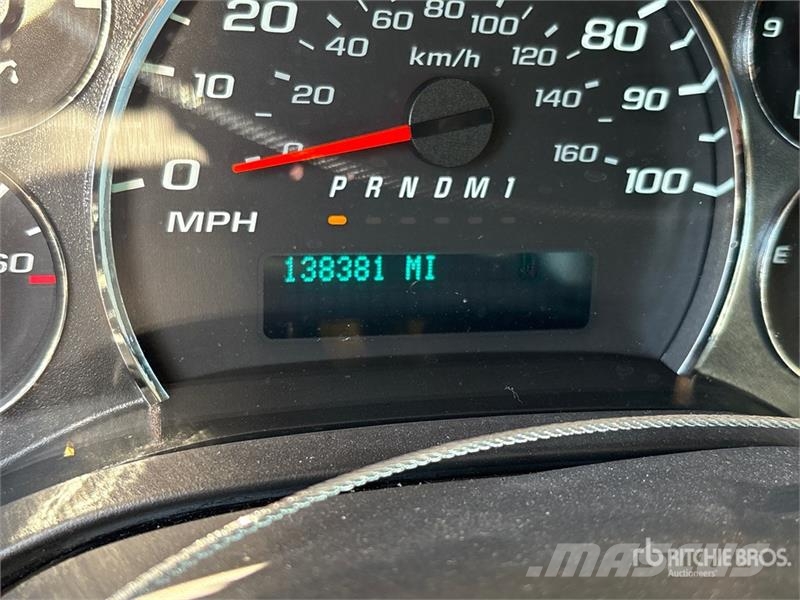 Chevrolet Express 3500 廂式貨物運輸車