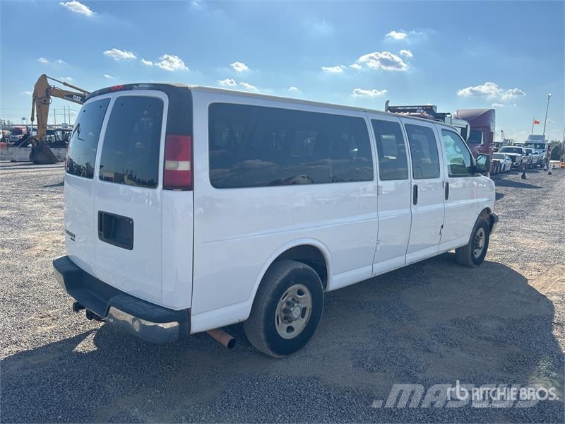 Chevrolet Express 3500 Kaubikud