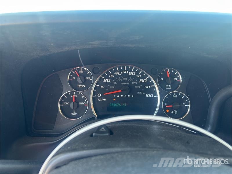 Chevrolet Express G4500 4x2 Refrigerated Truck Camion frigorifique