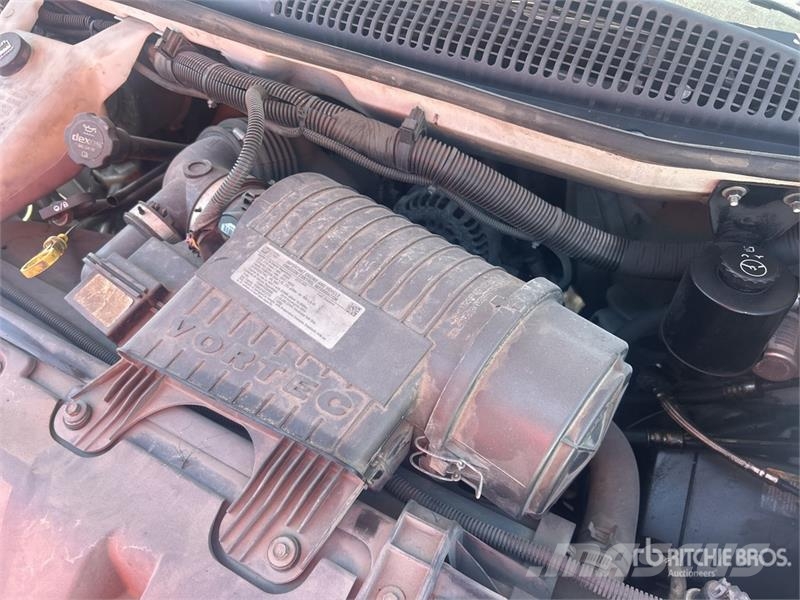Chevrolet Express G4500 4x2 Refrigerated Truck Camion frigorifique