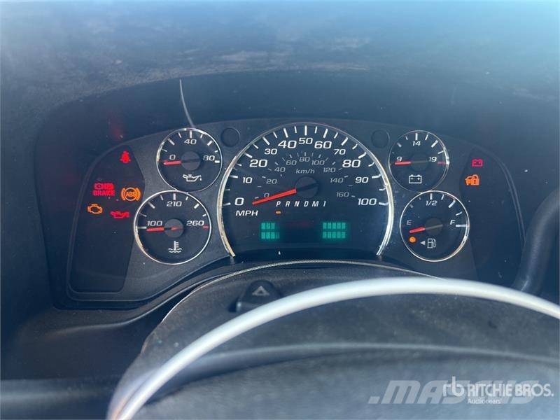 Chevrolet Express G4500 4x2 Refrigerated Truck Camion frigorifique