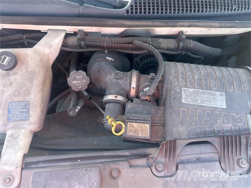 Chevrolet Express G4500 4x2 Refrigerated Truck Camion frigorifique