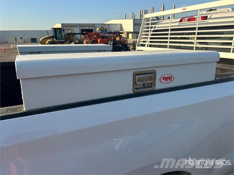Chevrolet Silverado 1500 4x2 Pickup Ostalo
