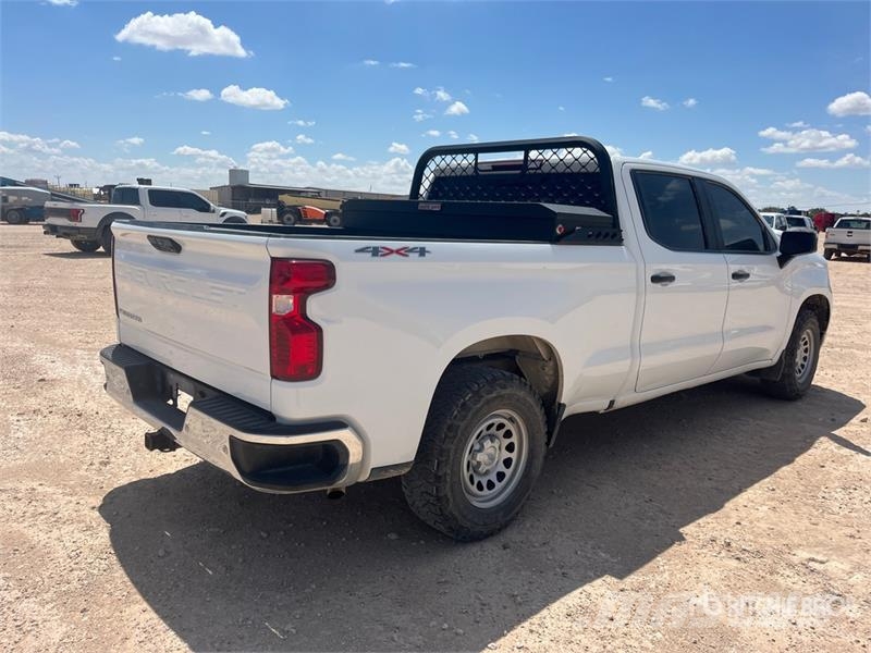 Chevrolet Silverado 1500 4x4 Crew Cab Pickup Other