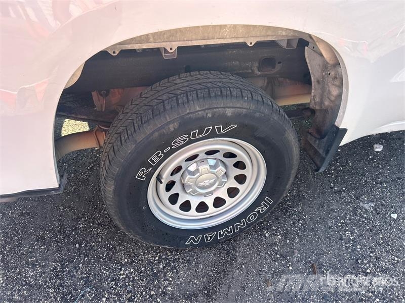 Chevrolet Silverado 1500 4x2 Pickup Muu