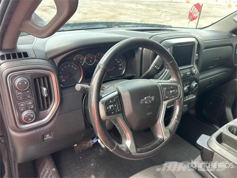 Chevrolet Silverado 1500 4x4 Crew Cab Pickup Other