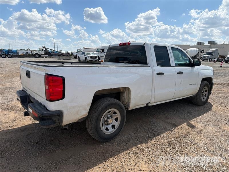 Chevrolet Silverado 1500 4x2 Crew Cab Pickup Muu
