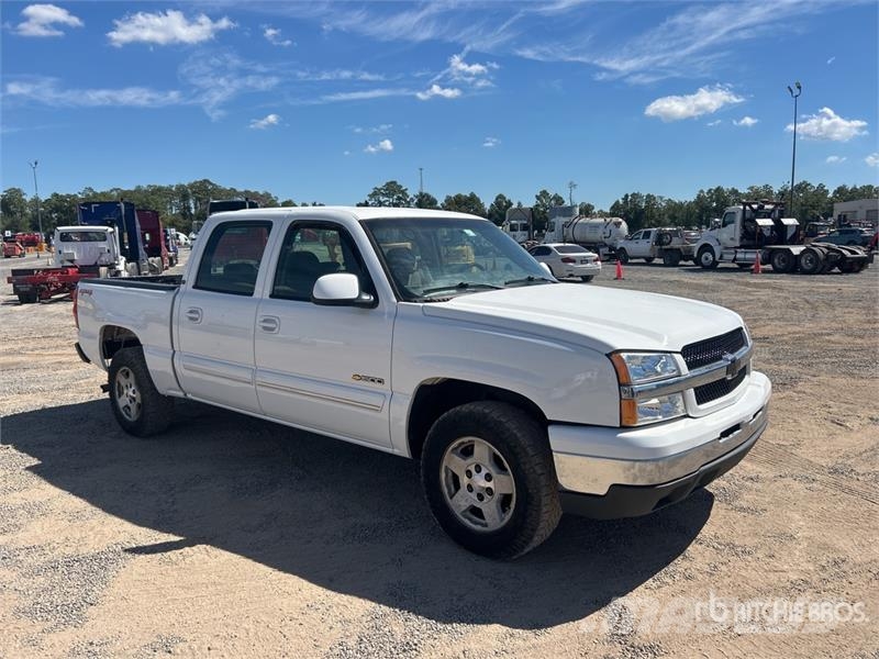 Chevrolet Silverado 1500 4x4 Crew Cab Pickup Ostalo