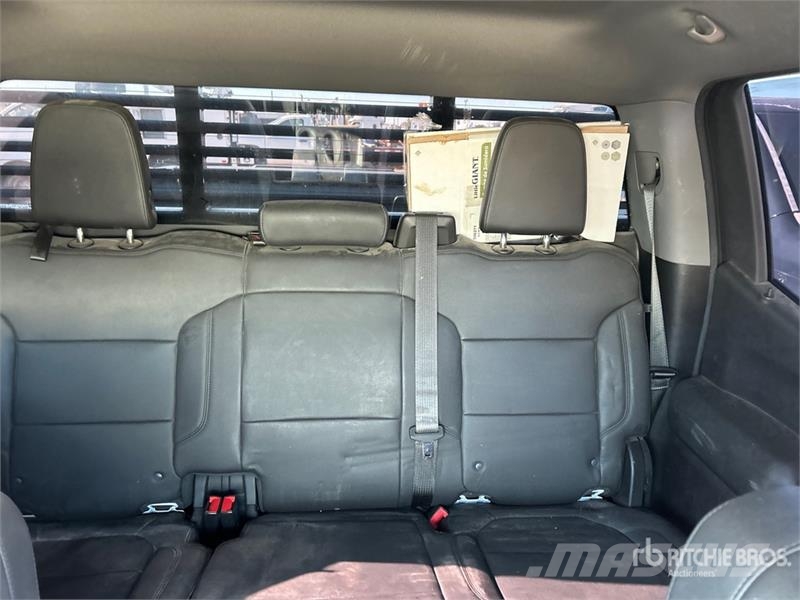 Chevrolet Silverado 1500 Z71 4x4 Crew Cab Pickup Ostalo