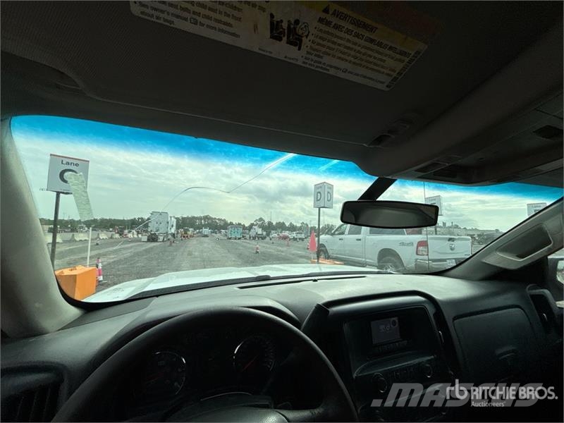 Chevrolet Silverado 1500 4x4 Crew Cab Pickup その他