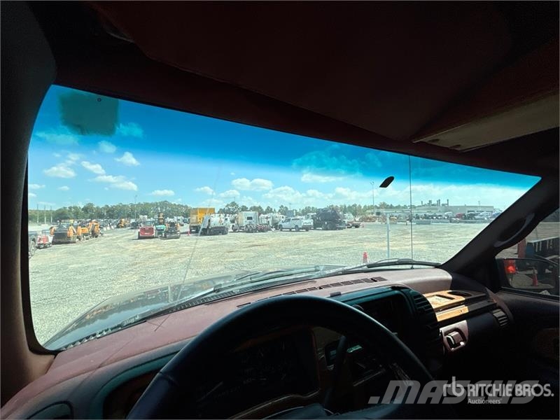 Chevrolet Silverado 1500 4x2 Pickup Outros