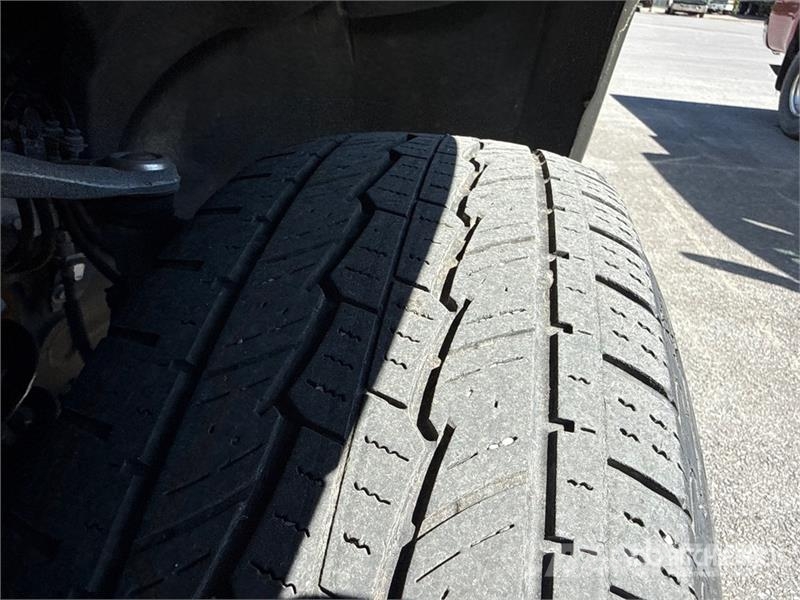 Chevrolet Silverado 1500 Silverado 4x4 Dual Cab Pickup Andere Transporter
