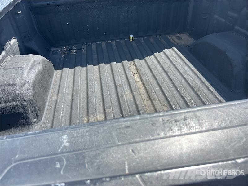 Chevrolet Silverado 1500 Texas Edition 4x2 Crew Cab Pickup Furgoni altro