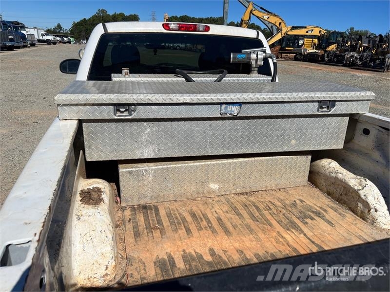 Chevrolet Silverado 1500 4x4 Extended Cab Pickup 기타