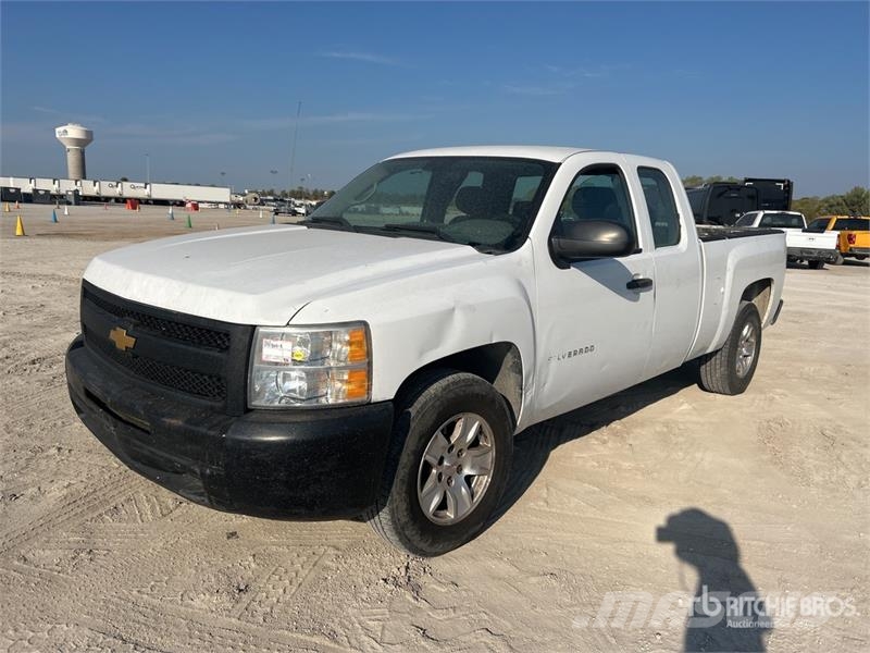 Chevrolet Silverado 1500 4x2 Extended Cab Pickup 其他