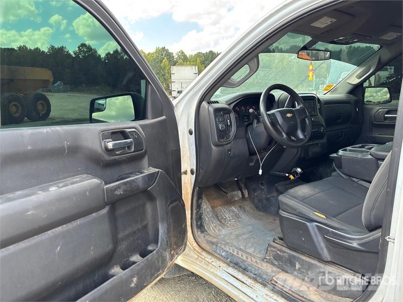 Chevrolet Silverado 1500 4x2 Pickup Kita