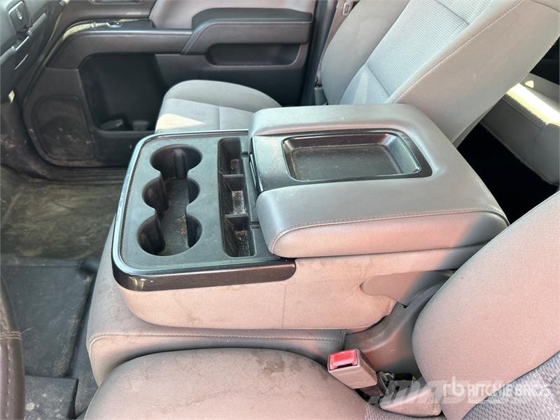 Chevrolet Silverado 1500 4x4 Crew Cab Pickup Övriga bilar