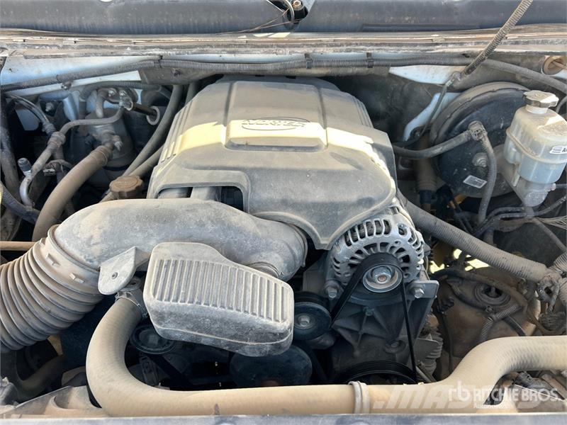 Chevrolet Silverado 1500 4x4 Crew Cab Pickup Diger