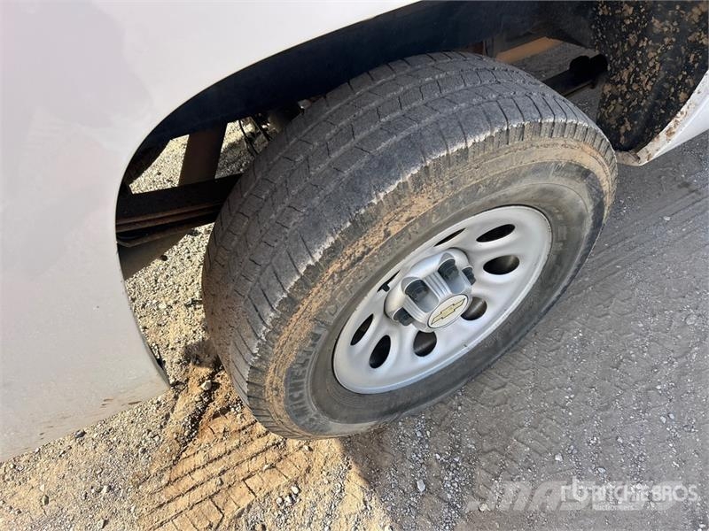 Chevrolet Silverado 1500 4x4 Crew Cab Pickup Diger