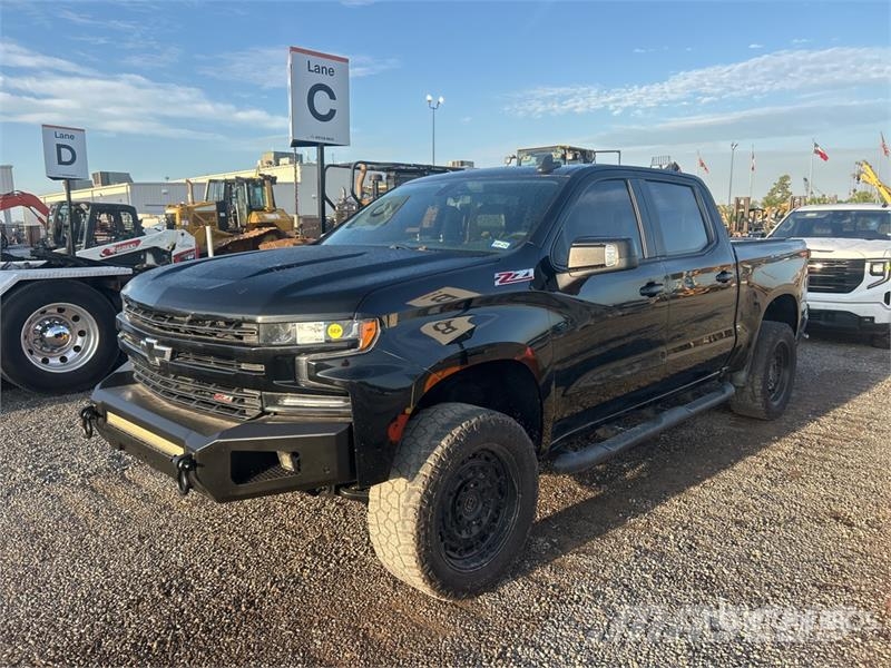 Chevrolet Silverado 1500 LT 4x4 Crew Cab Pickup Інше