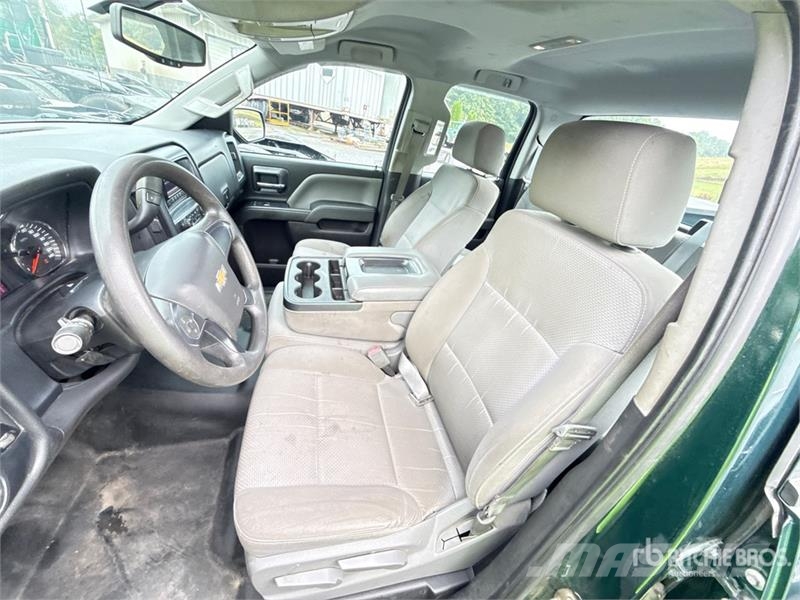 Chevrolet Silverado 1500 4x2 Dual Cab Pickup Otros