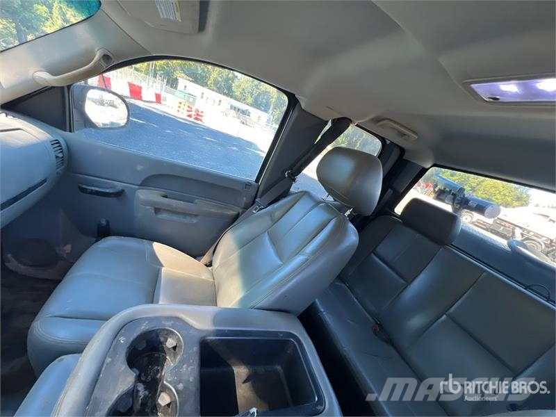 Chevrolet Silverado 1500 4x4 Extended Cab Pickup 기타