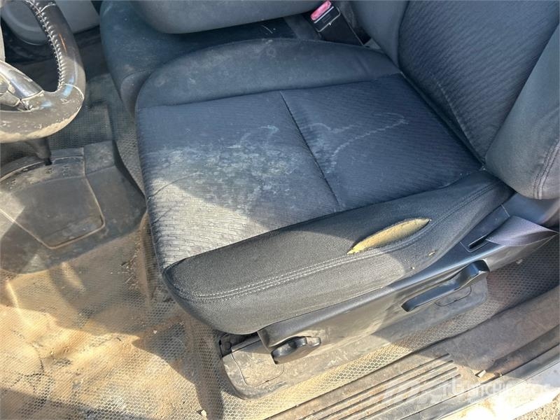 Chevrolet Silverado 1500 4x4 Crew Cab Pickup Diger