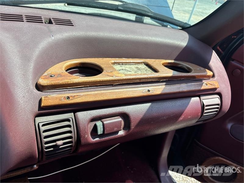 Chevrolet Silverado 1500 4x2 Pickup Outros