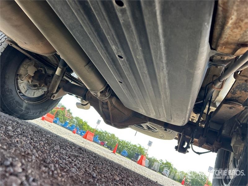 Chevrolet Silverado 1500 4x4 Crew Cab Pickup Övriga bilar