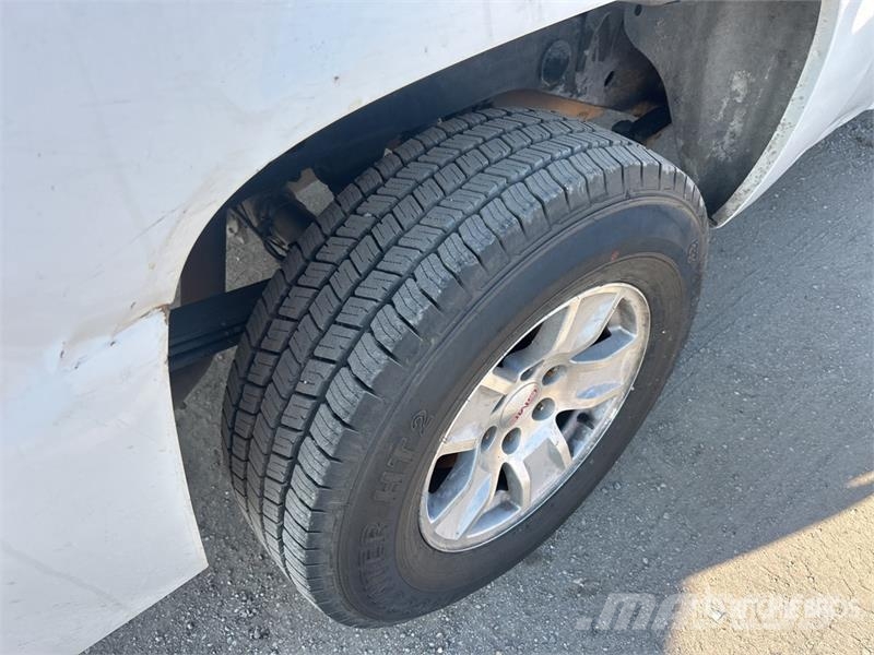 Chevrolet Silverado 1500 4x2 Extended Cab Pickup 其他