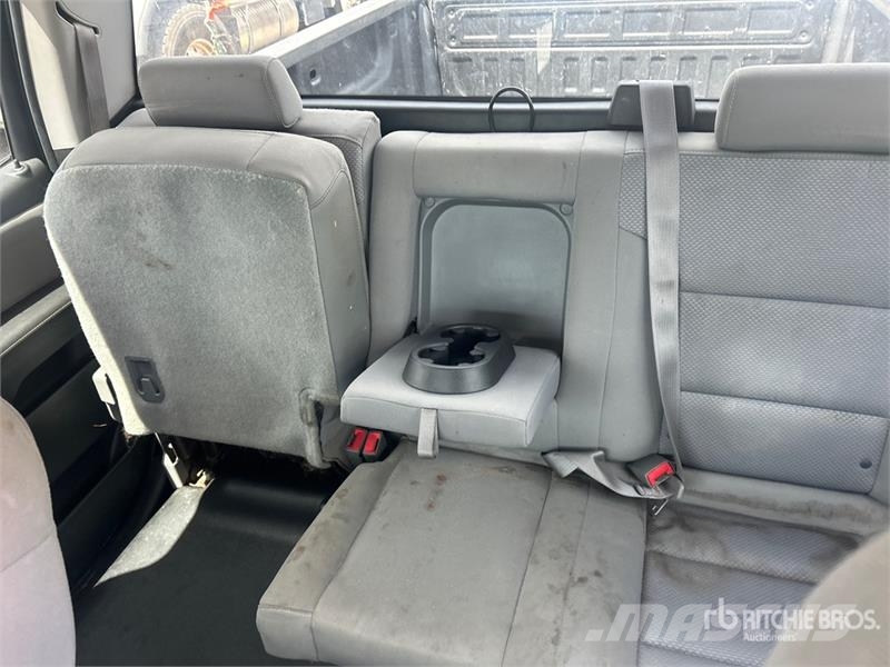 Chevrolet Silverado 1500 4x4 Crew Cab Pickup أخرى