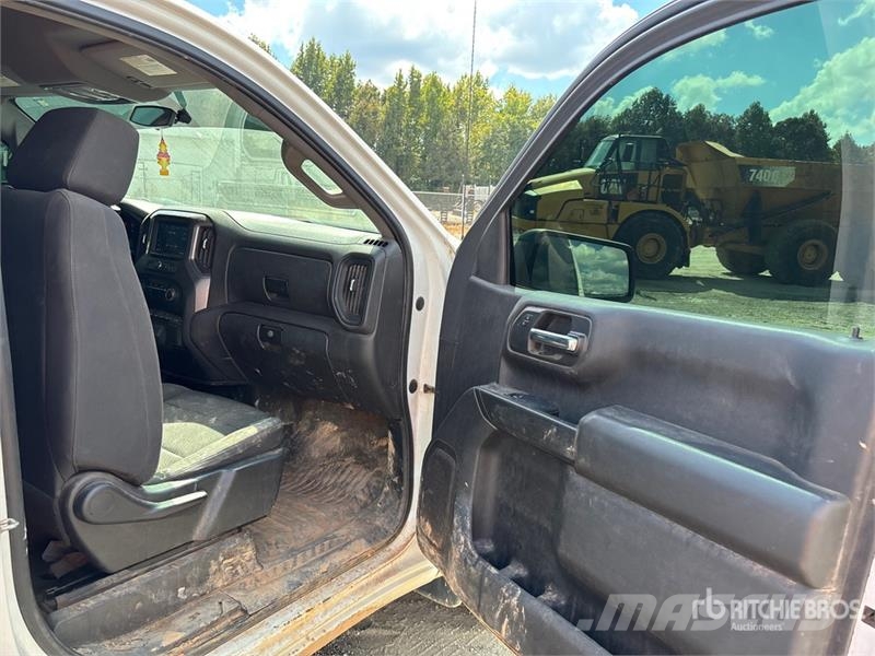 Chevrolet Silverado 1500 4x2 Pickup Kita