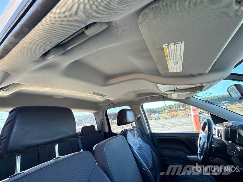 Chevrolet Silverado 1500 LD 4x4 Dual Cab Pickup Ostalo