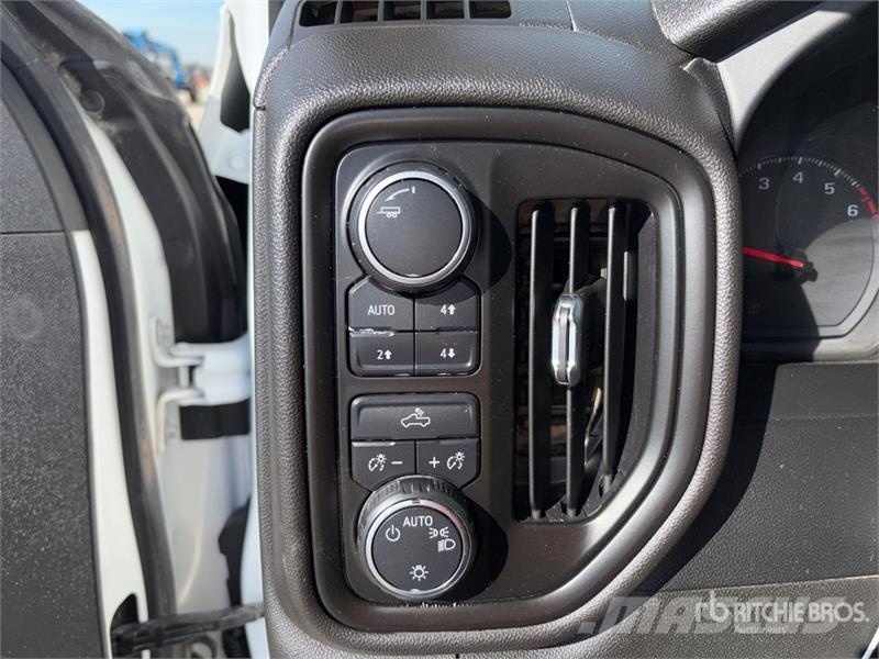 Chevrolet Silverado 1500 4x4 Extended Cab Pickup Other