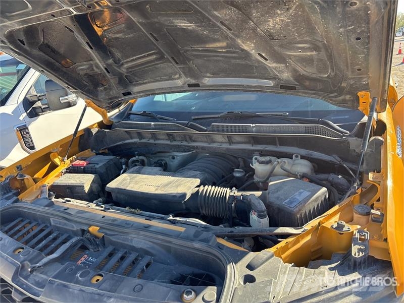 Chevrolet Silverado 1500 4x4 Crew Cab Pickup その他