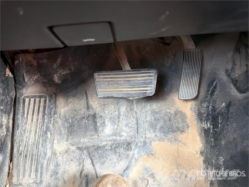 Chevrolet Silverado 1500 4x2 Crew Cab Pickup Muu