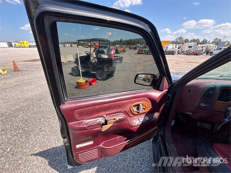 Chevrolet Silverado 1500 4x2 Pickup Outros