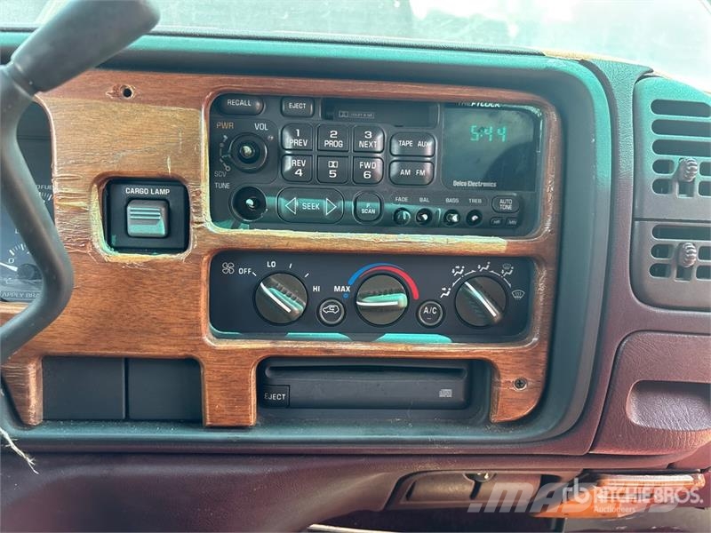 Chevrolet Silverado 1500 4x2 Pickup Outros