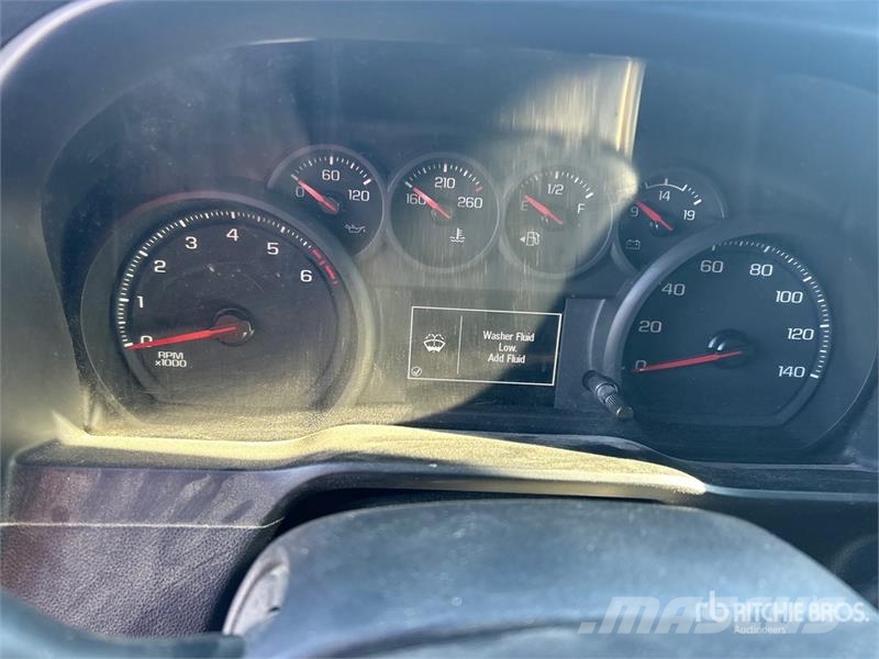 Chevrolet Silverado 1500 Z71 4x4 Crew Cab Pickup Ostalo