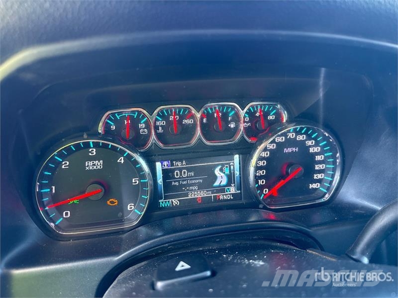 Chevrolet Silverado 1500 LD 4x4 Dual Cab Pickup Ostalo