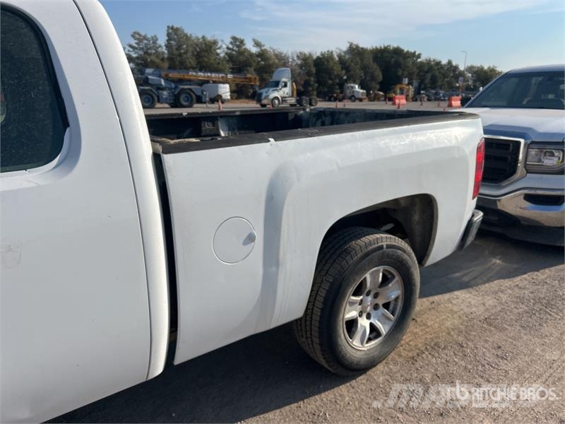 Chevrolet Silverado 1500 4x2 Extended Cab Pickup 其他