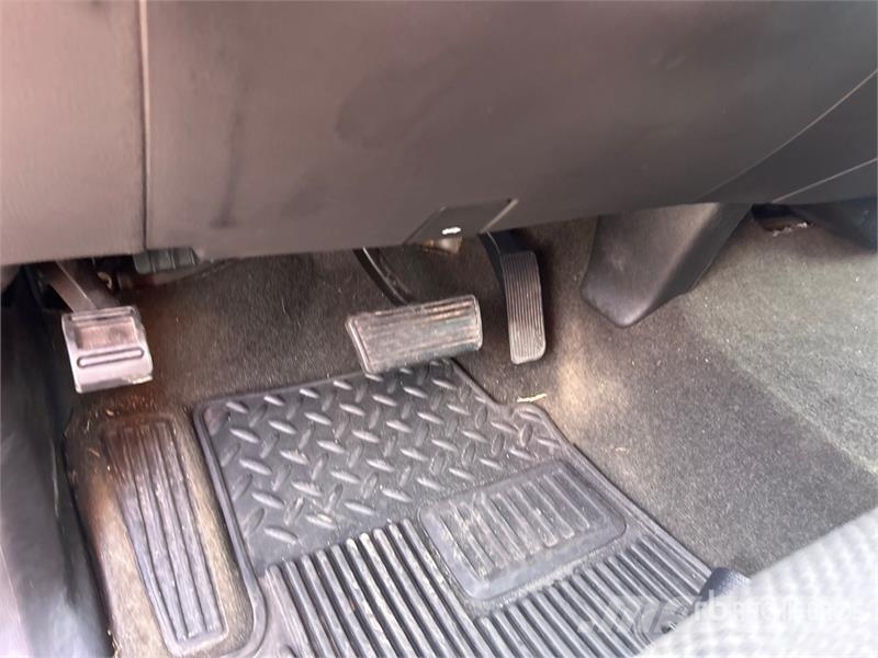 Chevrolet Silverado 1500 4x4 Extended Cab Pickup Drugi