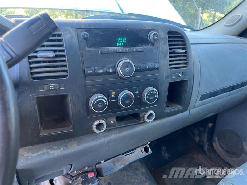 Chevrolet Silverado 1500 4x4 Extended Cab Pickup 기타