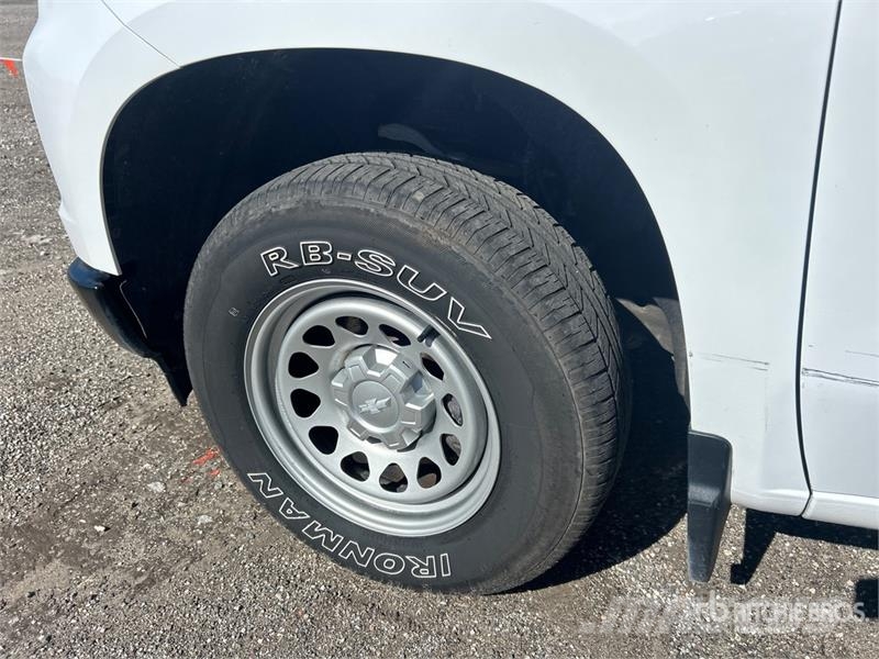 Chevrolet Silverado 1500 4x2 Pickup Muu