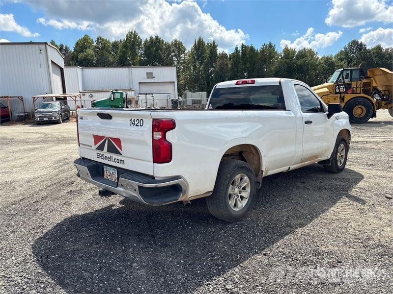 Chevrolet Silverado 1500 4x2 Pickup Kita