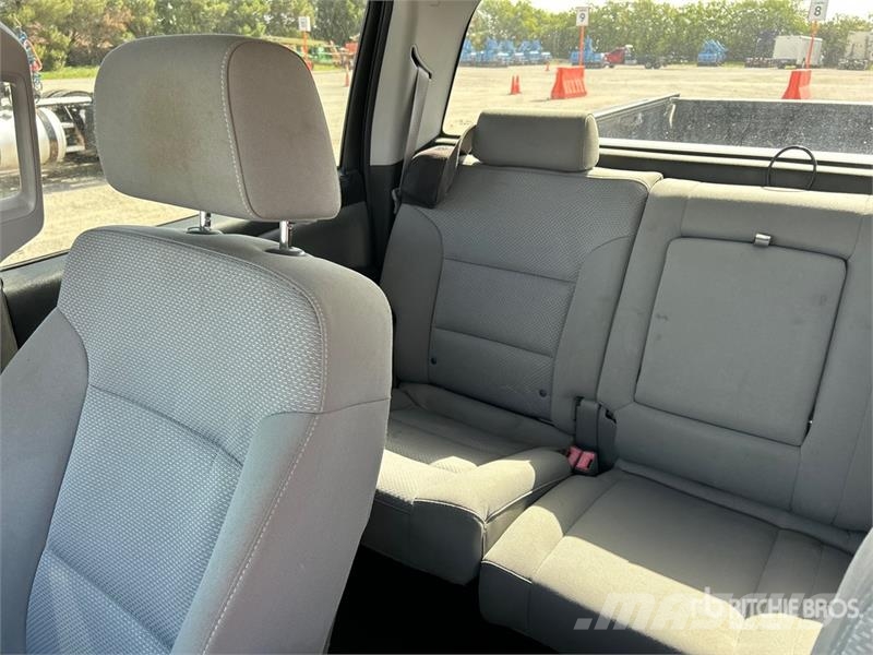 Chevrolet Silverado 1500 4x4 Crew Cab Pickup Övriga bilar