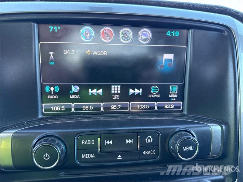 Chevrolet Silverado 1500 LD 4x4 Dual Cab Pickup Ostalo