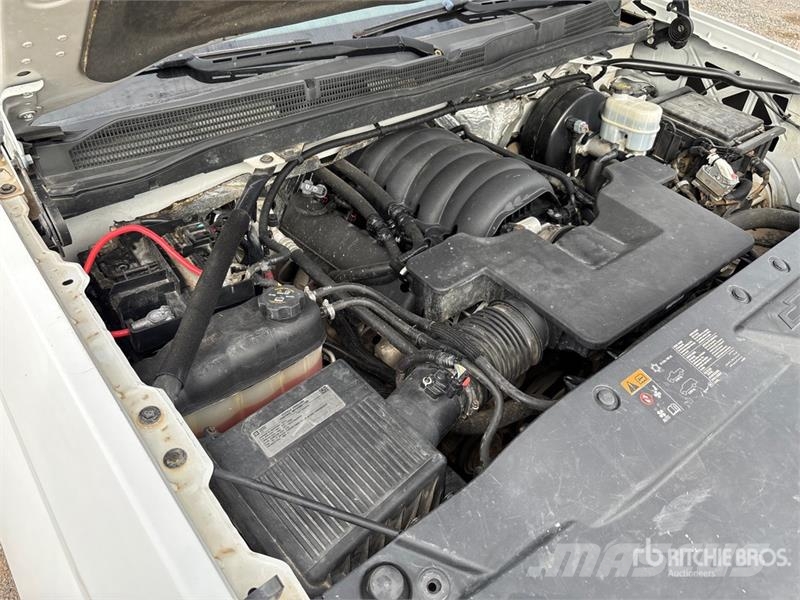 Chevrolet Silverado 1500 4x4 Crew Cab Pickup その他